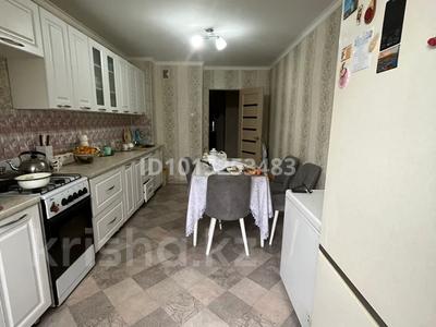 2-бөлмелі пәтер · 76 м² · 5/9 қабат, 12 ш/а. 54 — ТД Аида, бағасы: 25.5 млн ₸ в Актобе, мкр 12