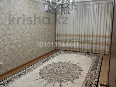 2-бөлмелі пәтер · 56.8 м², 28-ш/а. 36 — Трц ”Байтерек” қасында, бағасы: 19 млн ₸ в Актау, 28-й мкр