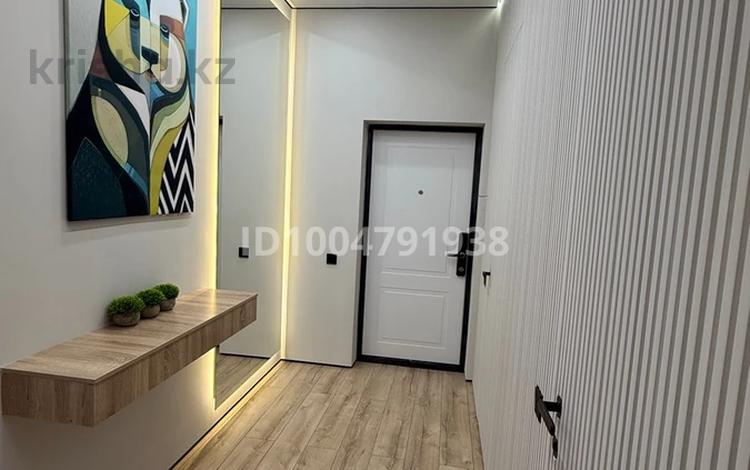 2-бөлмелі пәтер · 55 м² · 10/10 қабат, Абая — Абая Розабакиева, бағасы: 30 000 ₸ в Алматы, Бостандыкский р-н — фото 2