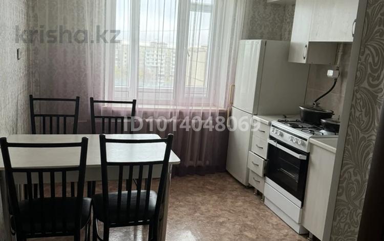 2-комнатная квартира · 59 м² · 10/10 этаж, Бозтаева 59 — Дом над почечным центром за 20 млн ₸ в Семее — фото 4