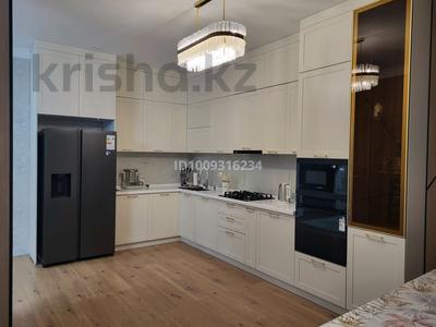 4-бөлмелі пәтер · 142 м² · 6/10 қабат, 12 ш/а. 15 Д, бағасы: 98.5 млн ₸ в Актобе, мкр 12