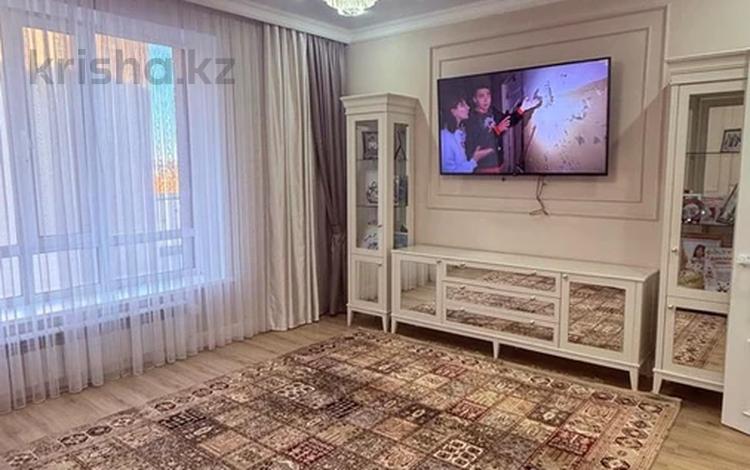 3-бөлмелі пәтер · 92 м² · 6/10 қабат, Максут Нарикбаев 22, бағасы: 67 млн ₸ в Астане, Нура р-н — фото 2