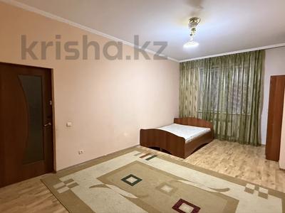 2-бөлмелі пәтер · 70 м² · 13/22 қабат, Шамши Калдаяков 11, бағасы: 230 000 ₸ в Астане, Сарайшык р-н