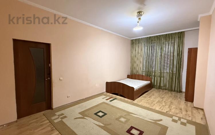 2-бөлмелі пәтер · 70 м² · 13/22 қабат, Шамши Калдаяков 11, бағасы: 230 000 ₸ в Астане, Сарайшык р-н — фото 2