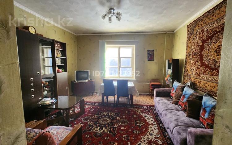 2-бөлмелі пәтер · 62 м² · 2/2 қабат, мкр Михайловка , Коцюбинского, бағасы: 13 млн ₸ в Караганде, Казыбек би р-н — фото 36