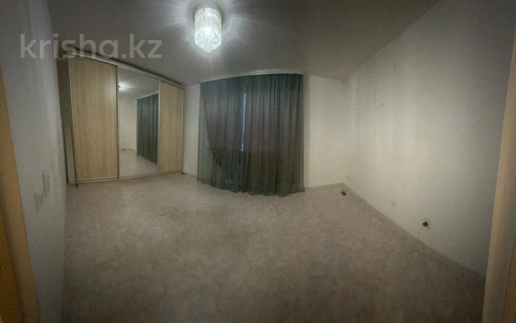 1-комнатная квартира · 40 м² · 3/6 этаж, мкр Мадениет, Мкр. Мадениет 834/24 за 180 000 ₸ в Алматы, Алатауский р-н — фото 2
