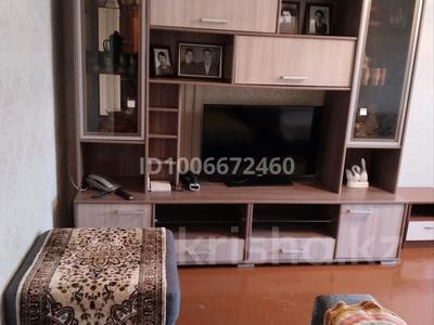 2-комнатная квартира · 37 м² · 2/5 этаж, Тимирязева 179 — 11 школы за 180 000 ₸ в Усть-Каменогорске, Ульбинский
