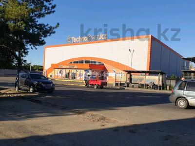 Дүкендер мен бутиктер · 3500 м², бағасы: 7 млн ₸ в Талдыкоргане, мкр Гарышкер