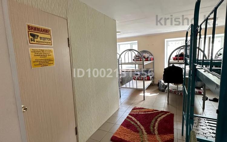 2-бөлмелі пәтер · 65 м² · 1/5 қабат, Гете 10, бағасы: 3 000 ₸ в Астане, р-н Байконур — фото 2