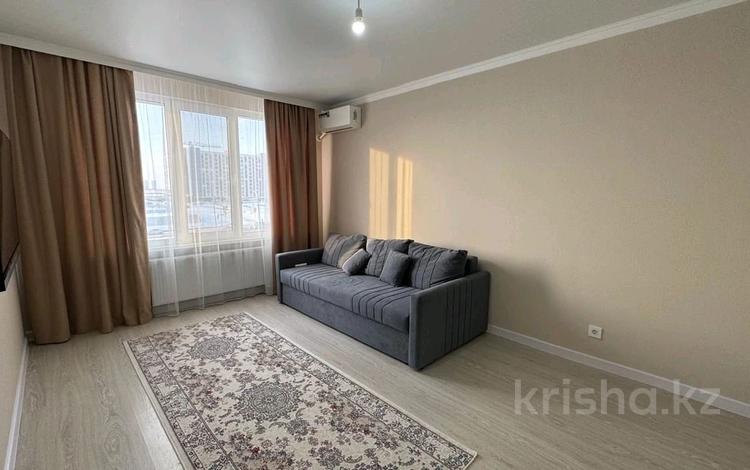 1-комнатная квартира · 40 м² · 7/9 этаж, Туран 55/13 — E-51 за 210 000 ₸ в Астане, Нура р-н — фото 9