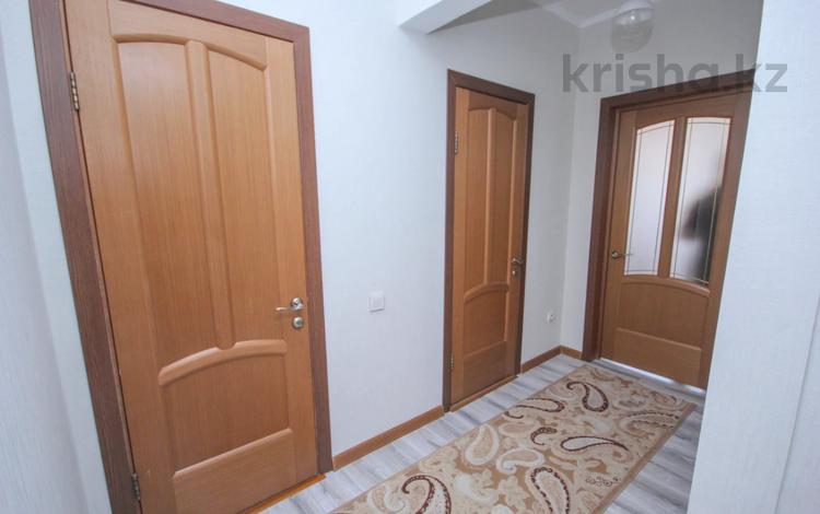 1-комнатная квартира, 57 м², мкр Аксай-3Б 91 за 32 млн 〒 в Алматы, Ауэзовский р-н — фото 2