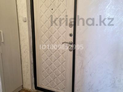 1-комнатная квартира · 32 м² · 3/5 этаж, привокзальный 5мкр.7дом — возле Арбата за 12 млн 〒 в Атырау, мкр Привокзальный-5