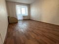 3-комнатная квартира · 81.5 м² · 3/5 этаж, Мкр Кунай 85 квартал 1 за 26 млн ₸ в Костанае