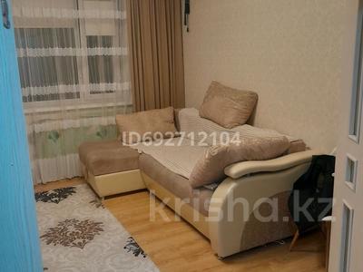 2-комнатная квартира, 51 м², 2/5 этаж, Камзина 20 — Уркия за 11.2 млн 〒 в Аксу