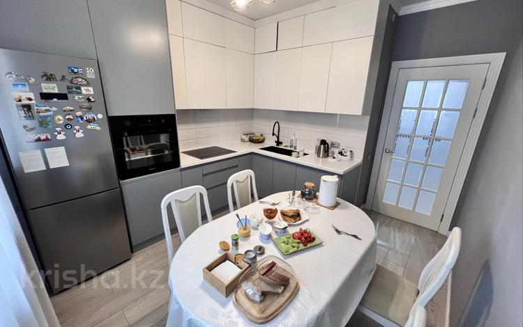 3-комнатная квартира · 85.3 м² · 5/12 этаж, ул. Каныша Сатпаева 90/67 за ~ 77 млн ₸ в Алматы, Бостандыкский р-н — фото 20