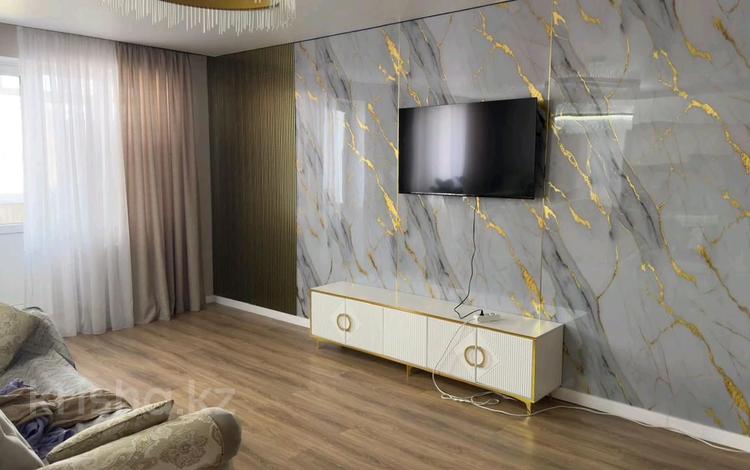 3-комнатная квартира · 77.8 м² · 2/12 этаж, 4 мкрн 62 — Sun city за 50 млн ₸ в Конаеве — фото 2