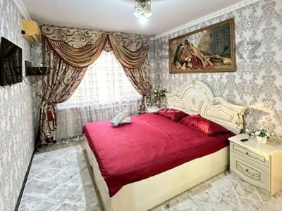 1-комнатная квартира · 30 м² · 4/4 этаж, Бейбітшілік 12 — "Арбат". "Aidana Plaza" Hotel за 15 000 ₸ в Шымкенте, Аль-Фарабийский р-н
