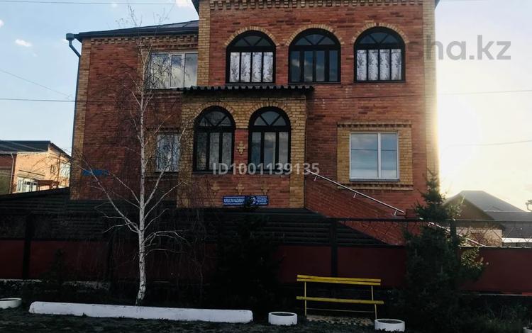 Отдельный дом · 7 комнат · 330 м² · 10 сот., Назарбаева 222 — Сулу Тобе за 78.7 млн 〒 в Кокшетау — фото 2