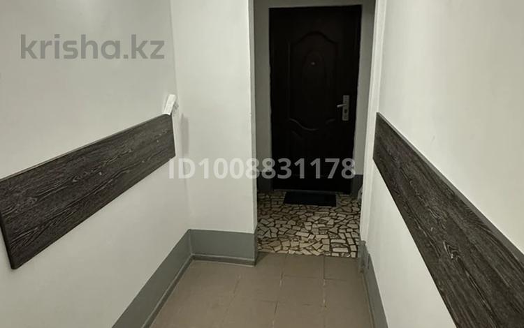 3-комнатная квартира · 65 м² · 2/10 этаж, мкр Юго-Восток, Мкр Гульдер 1 5 — Супермаркет Норма, 101 школа-лицей за 34 млн ₸ в Караганде, Казыбек би р-н — фото 2