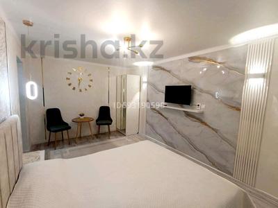1-комнатная квартира · 30 м² · 2/5 этаж, Момышулы 7 — Shymkent Plaza плаза за 2 500 ₸ в Шымкенте, Аль-Фарабийский р-н