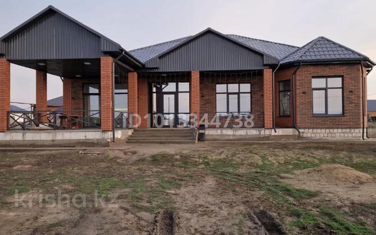 Часть дома · 5 комнат · 270 м² · 10 сот., Сулутор 597 за 55 млн ₸ в Актобе, жилой массив Жанаконыс — фото 2