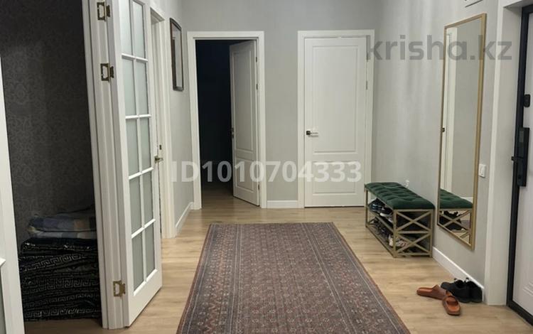 3-комнатная квартира · 115 м² · 5/15 этаж, 19-й мкр 5 за 60 млн ₸ в Актау — фото 3