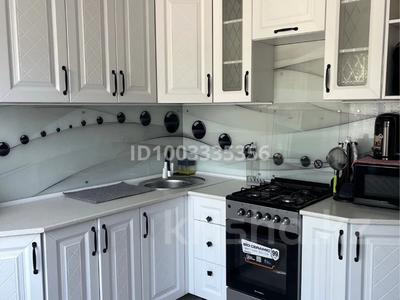 3-комнатная квартира · 71 м² · 1/2 этаж, Садовая за 7 млн 〒 в Шахтинске