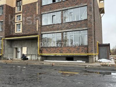 Свободное назначение, офисы, магазины и бутики, салоны красоты, медцентры и аптеки, образование, кабинеты и рабочие места · 142 м² за 1 〒 в Уральске, мкр. Зачаганск пгт