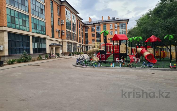 3-комнатная квартира · 90 м² · 1/4 этаж, мкрн Степной-2 2/9 за 62 млн ₸ в Караганде — фото 2