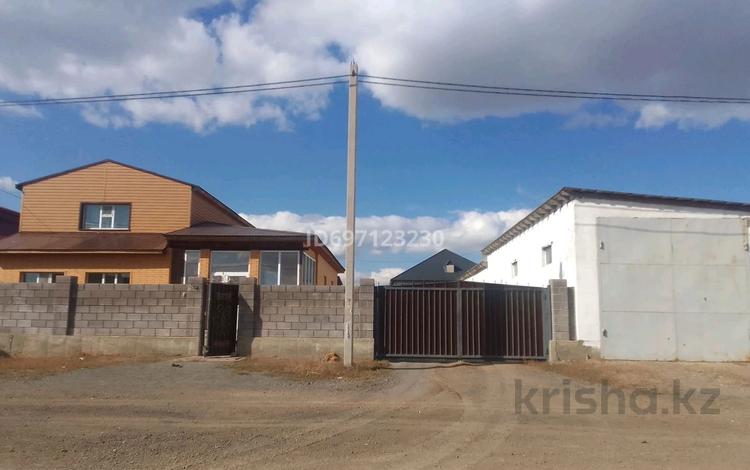 Отдельный дом · 6 комнат · 200 м² · 10 сот., мкр Кунгей 2я 101а — Авторазбор 09 за 56 млн ₸ в Караганде, Казыбек би р-н — фото 2