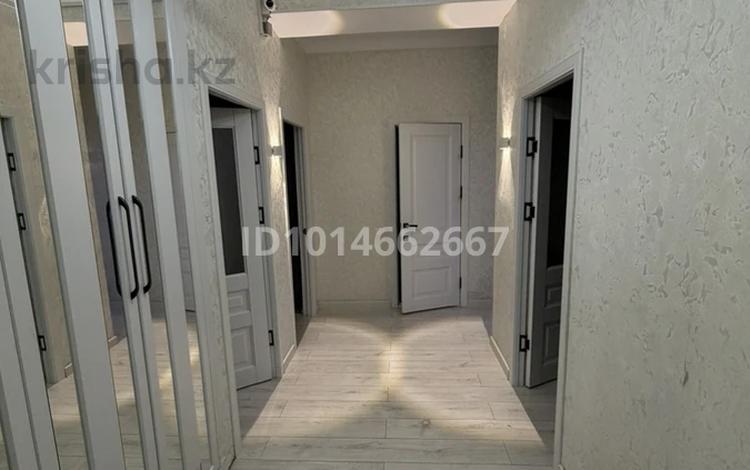 3-комнатная квартира · 111 м² · 6/9 этаж, 17-й мкр 95 за 41.5 млн ₸ в Актау — фото 2