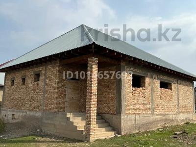 Жеке үй · 4 бөлме · 180 м² · 8 жүзд., Аксай 1а, бағасы: 22 млн ₸ в Шамалгане