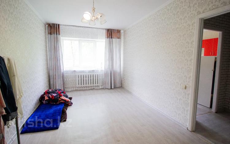 1-комнатная квартира, 34 м², 1/4 этаж, Жансугурова за 12 млн 〒 в Талдыкоргане — фото 2