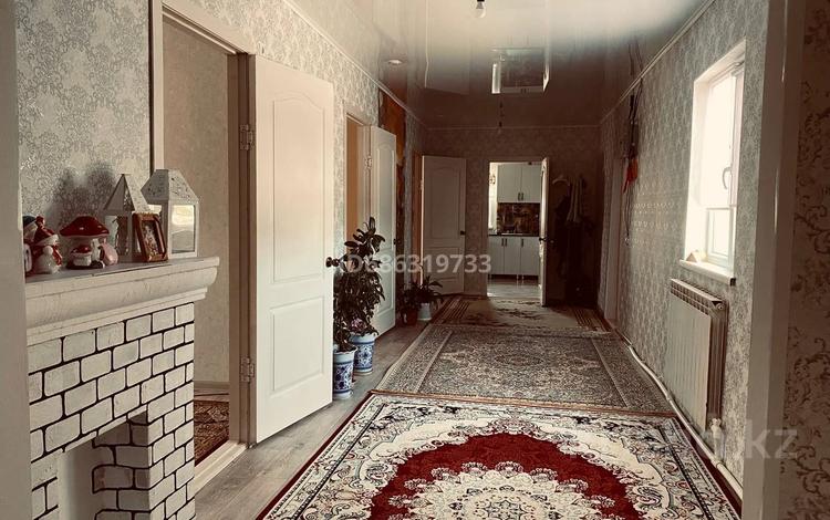 Жеке үй · 3 бөлме · 100 м² · 8 жүзд., Атырау қаласы , ауылдық округ Еркінқала, Еламанова көшесі 111 — Елеманова, бағасы: 18 млн ₸ — фото 18