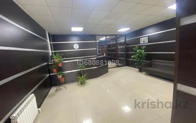Офисы · 60 м² за 180 000 ₸ в Актобе — фото 2