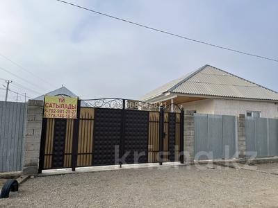 Отдельный дом · 3 комнаты · 120 м² · 8 сот., Массив Дальняя Карасу 640/1 за 25 млн 〒 в Таразе
