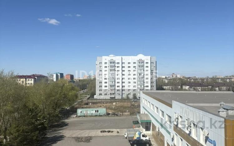 2-бөлмелі пәтер · 50.8 м² · 5/9 қабат, Айыртауская 17 — Валиханова, бағасы: 24 млн ₸ в Петропавловске — фото 11