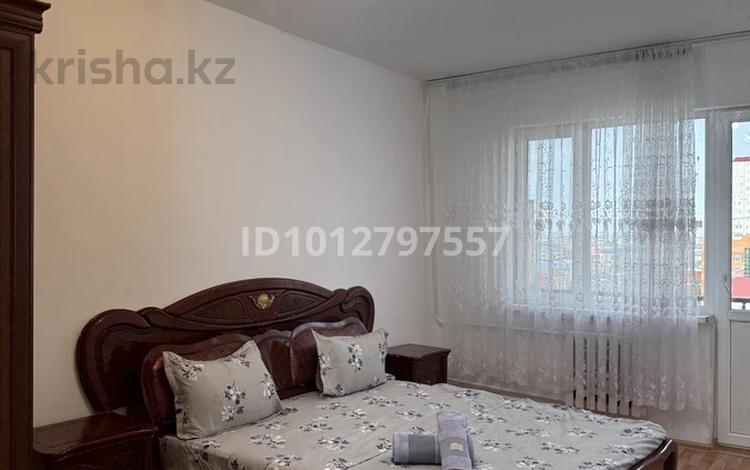 1-бөлмелі пәтер · 50 м² · 7/9 қабат, мкр. Алмагуль, Алмагуль 9 — Алмагуль, бағасы: 12 000 ₸ в Атырау — фото 2