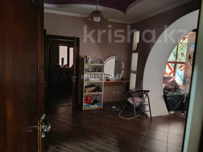 Отдельный дом · 4 комнаты · 230 м² · 6 сот., Орынбаева 154 — Военская часть на 18 за 750 000 ₸ в Шымкенте, Туран р-н