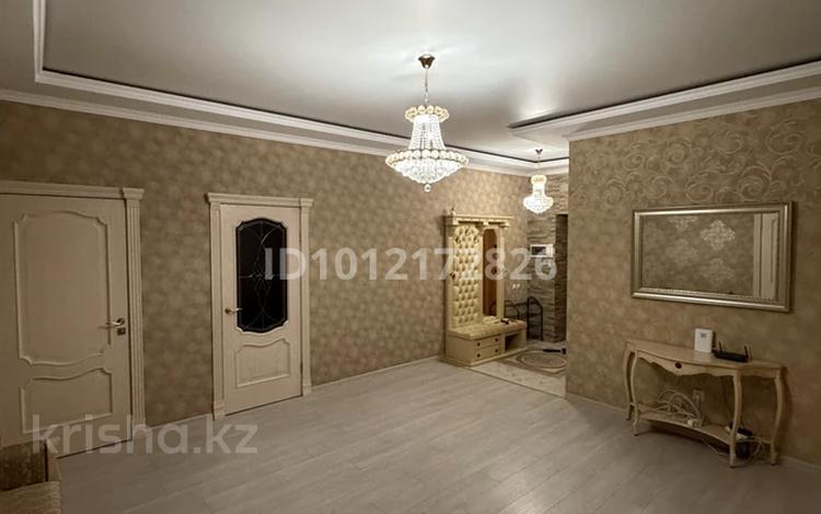 4-комнатная квартира · 155 м² · 6/8 этаж, мкр. Алтын орда, Санкибай 72К за 450 000 ₸ в Актобе — фото 6