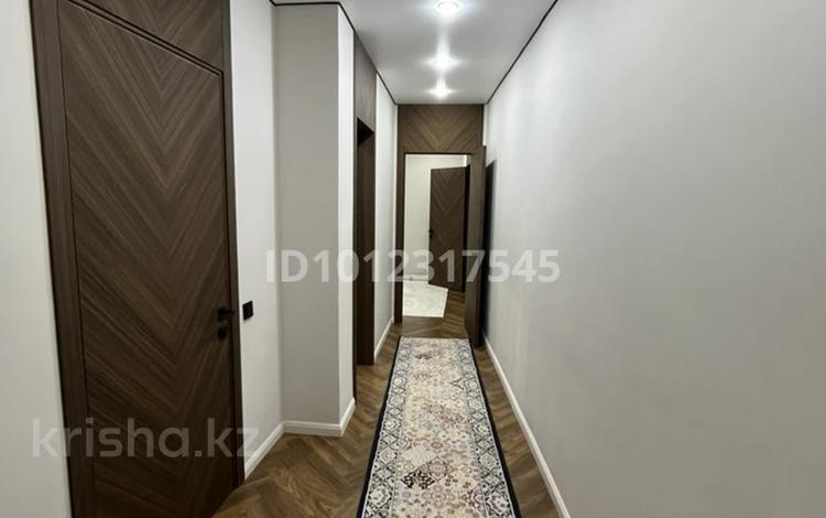 3-комнатная квартира · 60 м² · 1/2 этаж, Иманова 65-1 — Магазин Римма за 9 млн ₸ в Алге — фото 2