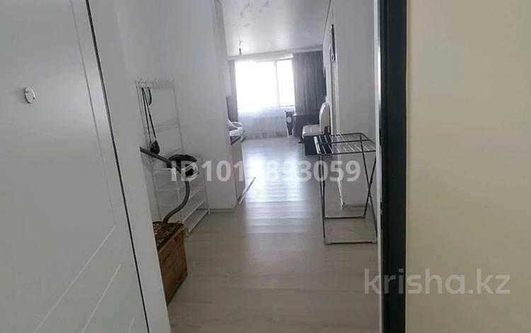 2-комнатная квартира · 56 м² · 9/12 этаж, мкр Каргалы, Мкр Карагайлы, ЖК Карагайлы Омарова 15 а за 220 000 ₸ в Алматы, Наурызбайский р-н — фото 2