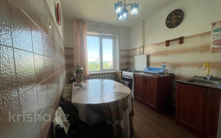 4-бөлмелі пәтер · 86.7 м² · 6/9 қабат, мкр 11 81, бағасы: 25.5 млн ₸ в Актобе — фото 2
