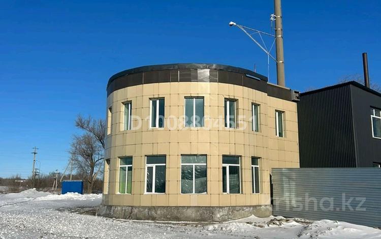 Свободное назначение, офисы, склады, общепит · 1300 м² за 1.5 млн ₸ в Караганде — фото 2