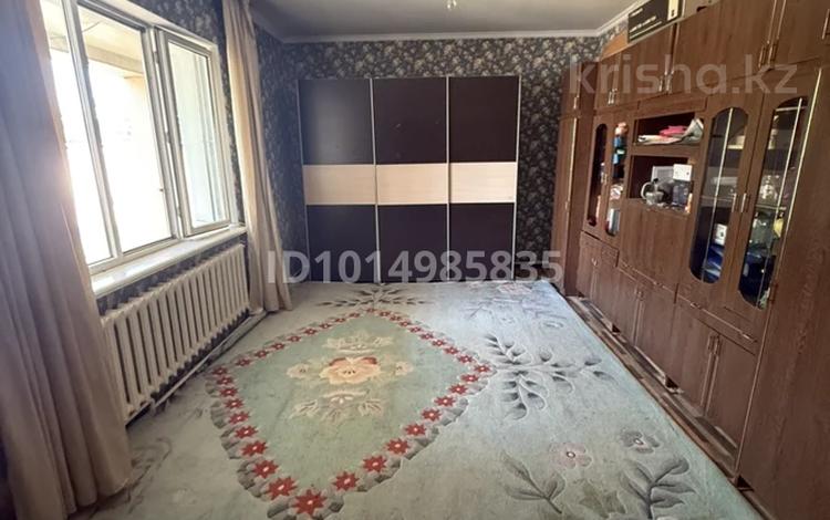 1 комната · 28 м² · 1/1 этаж, мкр Самал-2 1772 — Арғынбекова и Қазиева за 120 000 ₸ в Шымкенте, Абайский р-н — фото 2