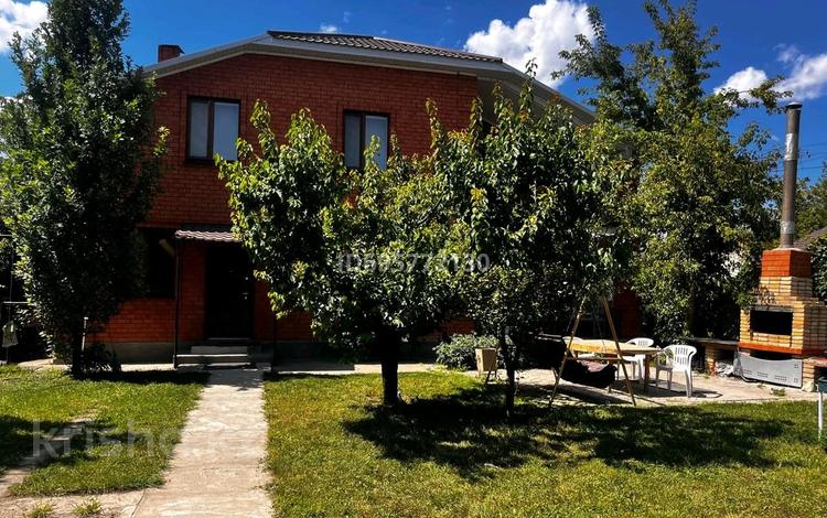 Жеке үй · 6 бөлме · 300 м² · 8 жүзд., Шанхай ш/а., Рыскулова 128, бағасы: 68 млн ₸ в Актобе, мкр Шанхай — фото 2
