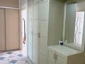 4-комнатная квартира · 100 м² · 5/5 этаж, 28-й мкр 25 — 28 ш/а 5 қабаттагы 4 бөлмелі пәтер сатылады. Жаксы жағдайда, су жағынан шағым жоқ, таза, қосымша бөлмесі бар. Детский бөлме, немесе гардероб жасауға болады. Уйдін жаныңда N20 мектеп, бала-бақша, Дана супермаркеті , Payaн мейрамханасы, оқу орталығы,Лидер, Аман, Бaйтерек, "Олжа" сауда орындары, т. б. орналасқан, аялдамалар жакын. за 26 млн ₸ в Актау — фото 3