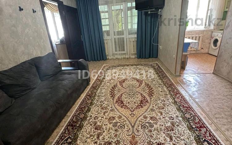 2-комнатная квартира · 40 м² · 2/4 этаж, Глинки — Улица Спартака за 12 000 ₸ в Семее — фото 2