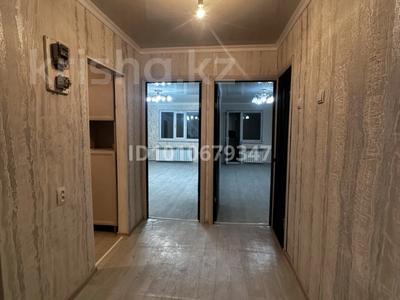 3-бөлмелі пәтер · 60 м² · 2/4 қабат, Шұғыла 11, бағасы: 12 млн ₸ в Жанаозен