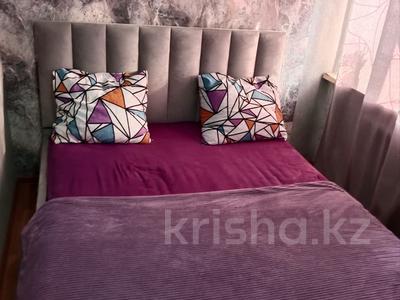 2-бөлмелі пәтер · 43 м² · 2/5 қабат, Крылова 86, бағасы: 2 000 〒 в Усть-Каменогорске